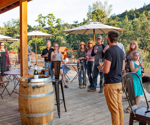 Meet other campers during special events at Huttopia Wine Country